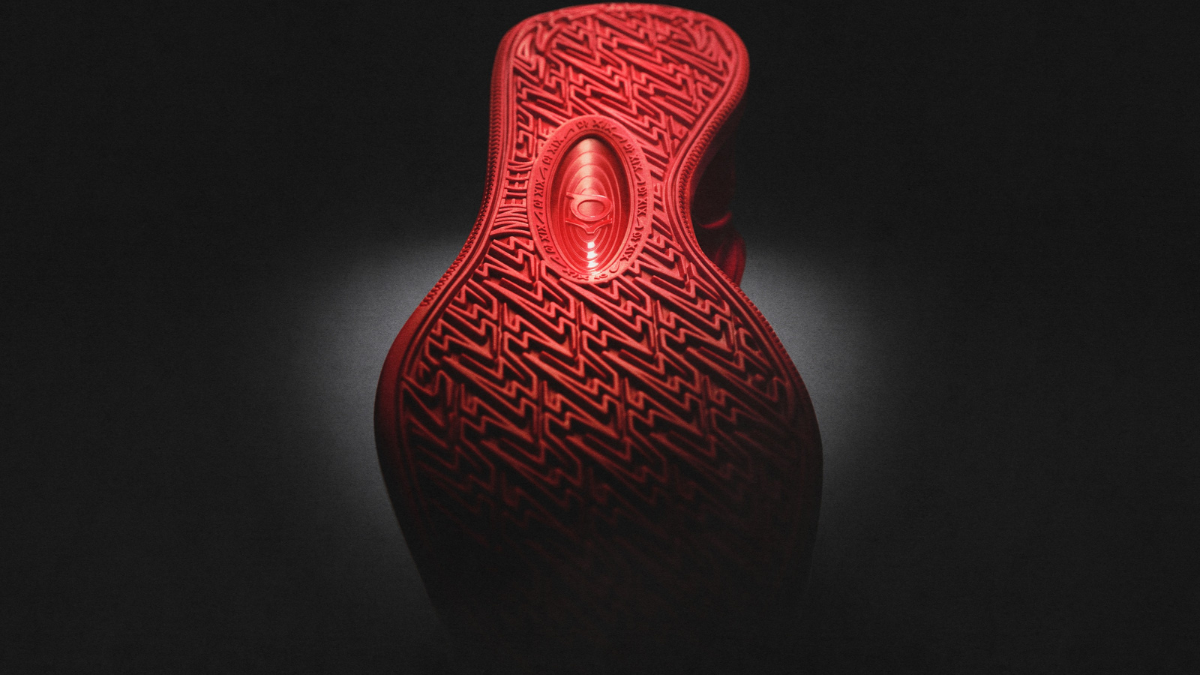 Nike KD19 India Launch: The ‘Slim Reaper’ Dagger and Tech Specs Revealed 2 A close-up shot of the Nike KD19 red outsole revealing the intricate traction pattern and the integrated jersey numbers 35 and 7.