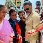 Bollywood actor Suniel Shetty and Lucknow Mayor Smt. Sushma Kharakwal cutting the ribbon to inaugurate the GM Smart Living...