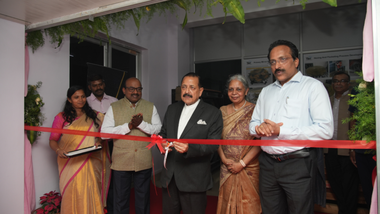 Minister Jitendra Singh cutting a red ribbon at the Indian Institute of Astrophysics Bengaluru with ISRO Chairman Somanath.