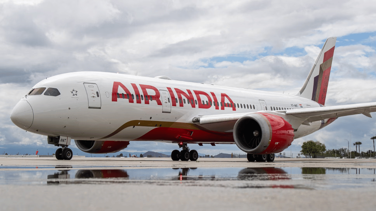 The paperless shift making Air India flights more reliable The paperless shift making Air India flights more reliable