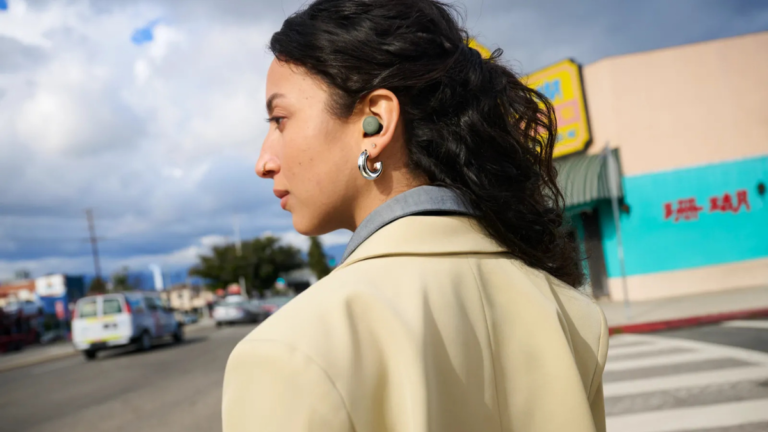 Hands-free voice control arrives on the Pixel Buds Pro 2