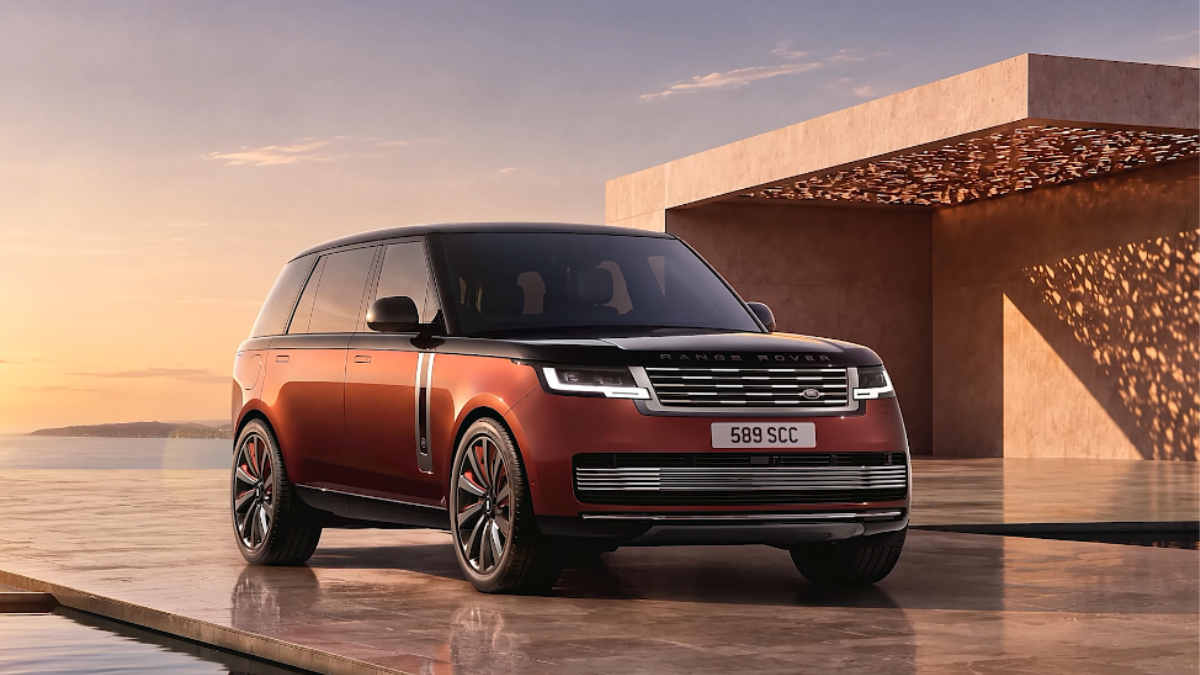 Ultra-luxury SUV debuts hand-blended gradient exterior finishes Ultra-luxury SUV debuts hand-blended gradient exterior finishes